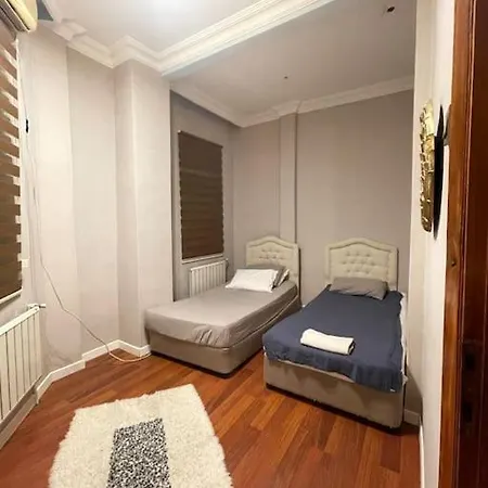 Location On Taksim Square Big Flat 2+1 Διαμέρισμα