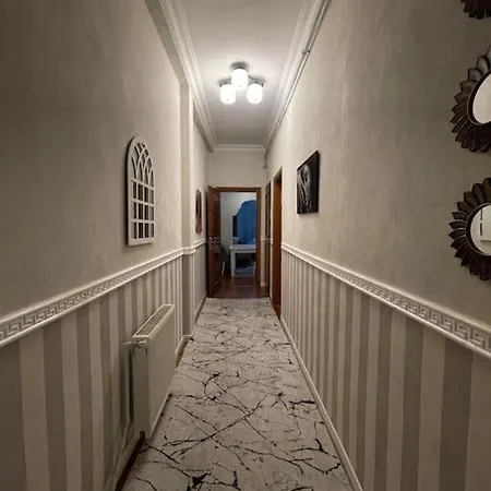 Location On Taksim Square Big Flat 2+1 Διαμέρισμα Κωνσταντινούπολη